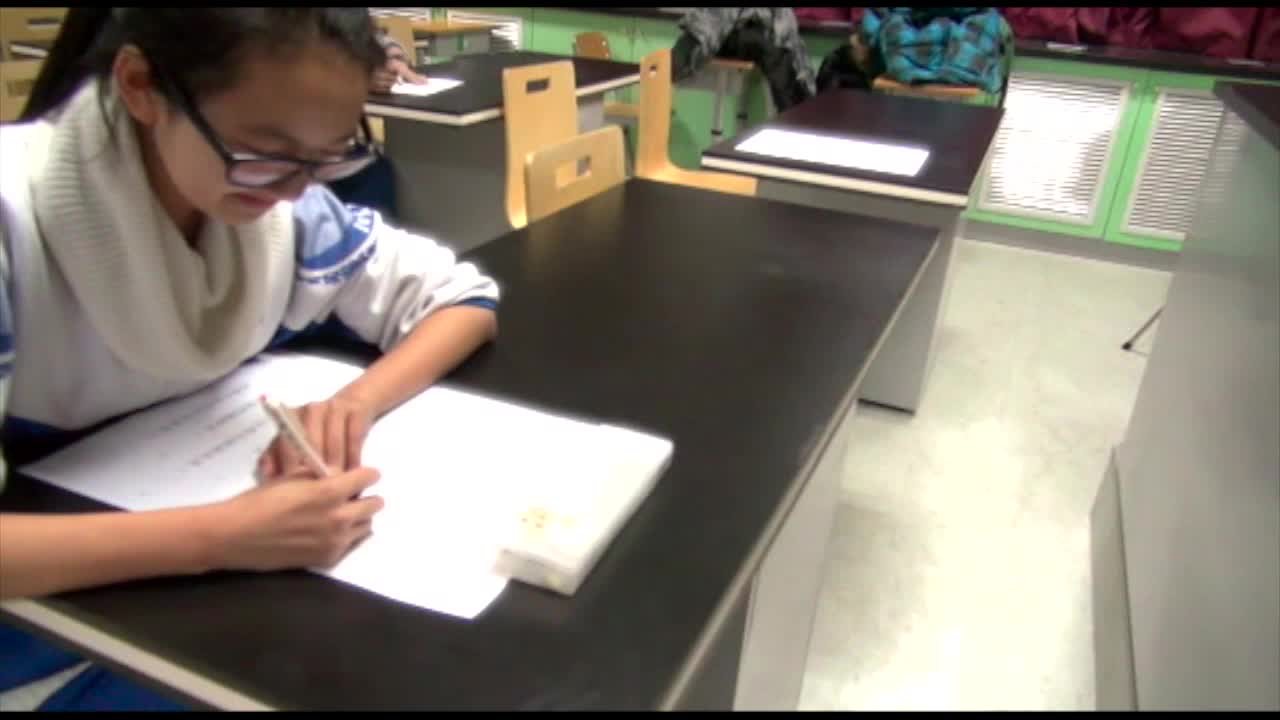 《小萌》——中国第一部反思师生关系的微电影