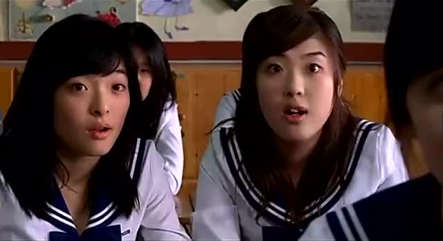 高中生文根英和班主任丈夫的爆笑瞬间