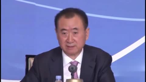 王思聪又有新目标了_翻牌调戏妹子怒赞好美