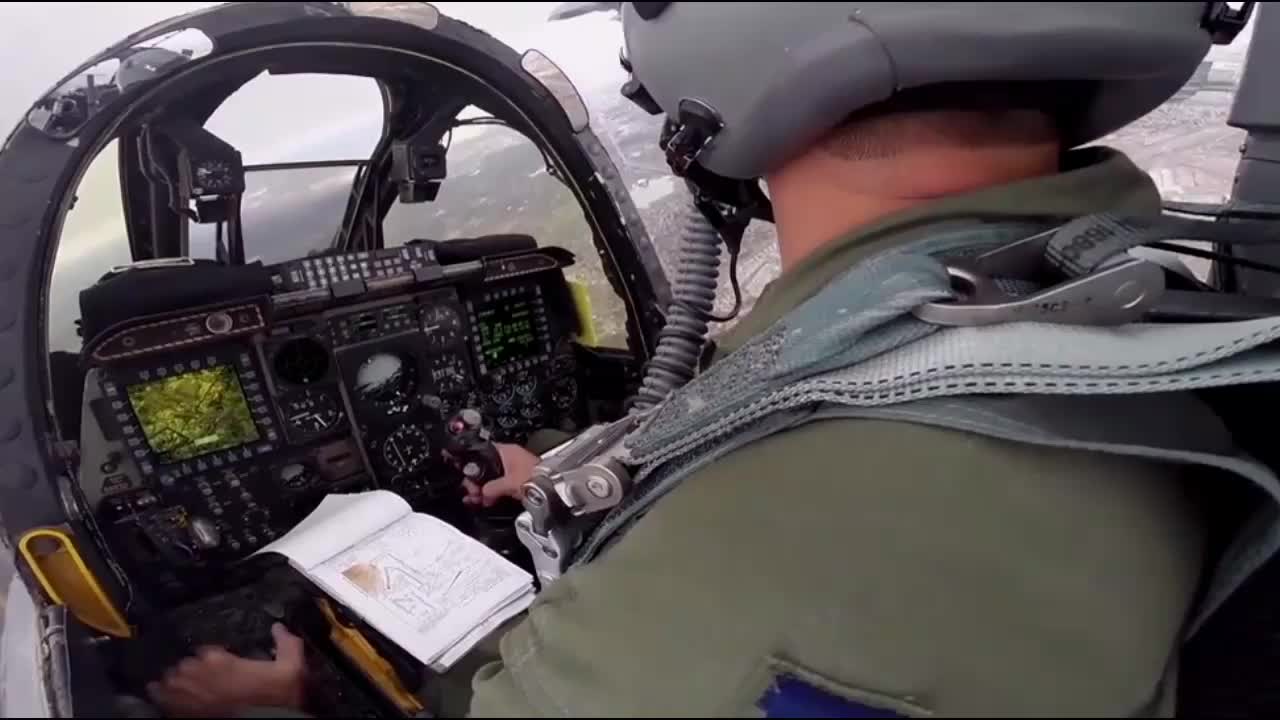 a10攻击机全接触,座舱飞行视角,地面打击测试