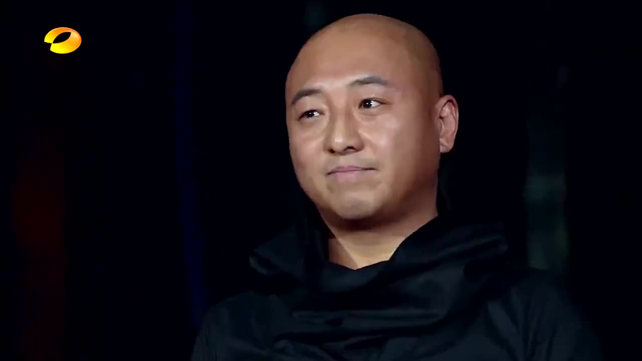 周晓欧再次唱起《爱不爱我》,依旧好听!