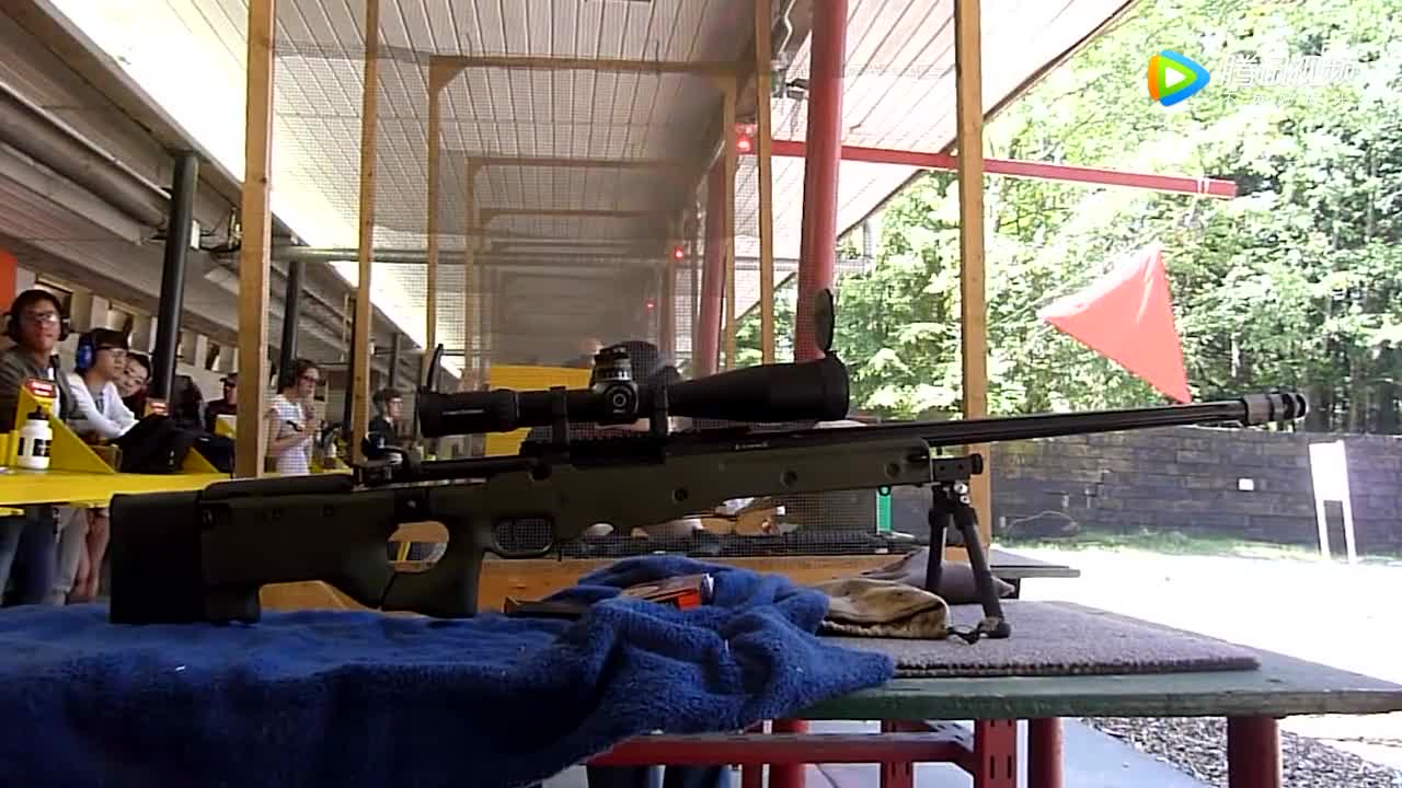 精确国际l96a1狙击步枪!