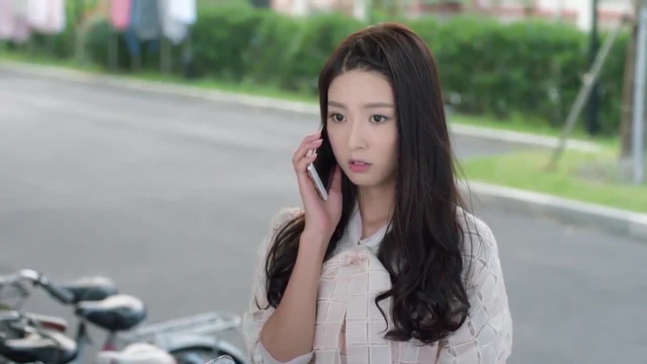 校花一片痴心,跟踪肖奈,犹豫要不要把阴谋告诉肖奈